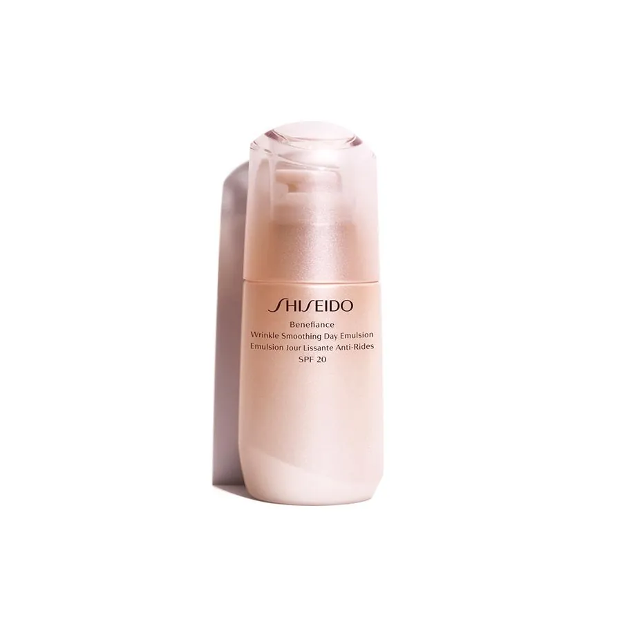 Shiseido Benefiance Wrinkle Smoothing Day Emulsion 75 Ml